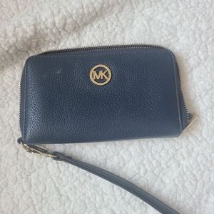 Michael Kors Leather wallet wristlet